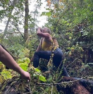 Meet your Posher, Ayashe